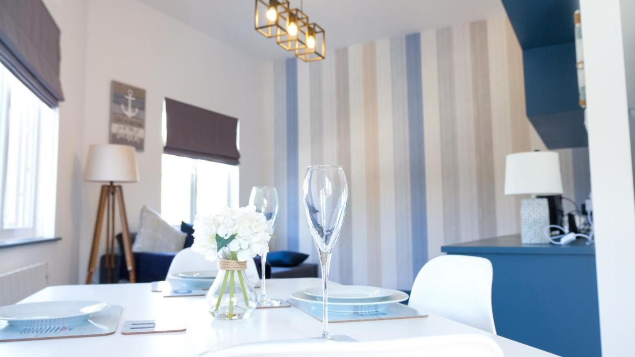 Intimate Entire Flat 9-Min Walk To Boscombe Beach Борнмът Екстериор снимка